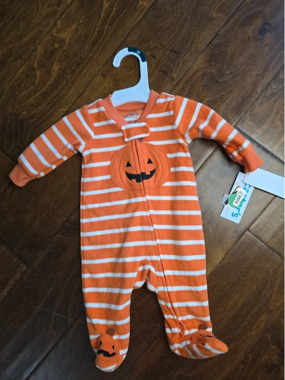 Newborn brand new halloween pajamas item, 298G6
